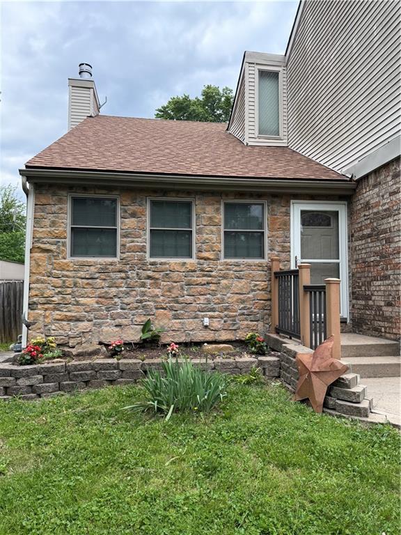 7239 N Bales Ave, Gladstone, MO 64119