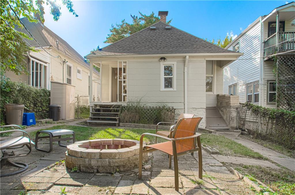 4217 Oak St, Kansas City, MO 64111