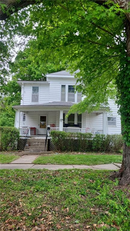 124 N Locust St, Ottawa, KS 66067