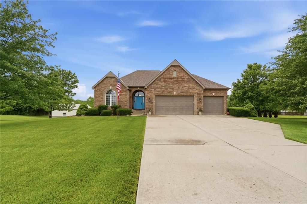 4620 New Lawrence Rd, Leavenworth, KS 66048