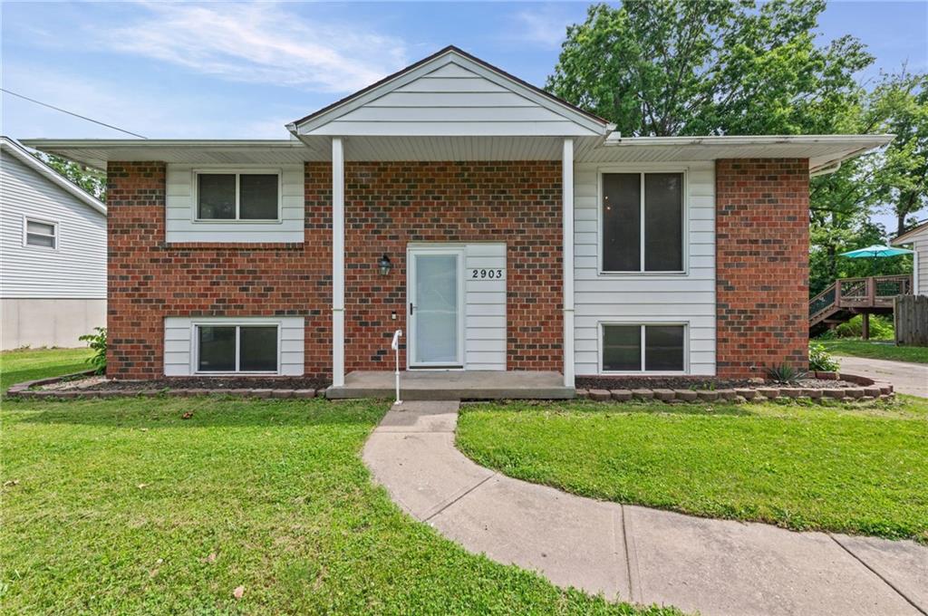 2903 NE 56th Ter, Gladstone, MO 64119