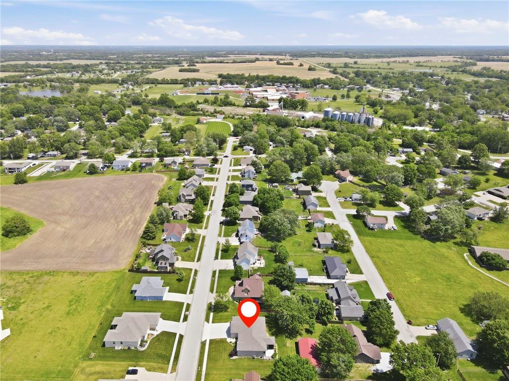 404 W 10th St, Lawson, MO 64062