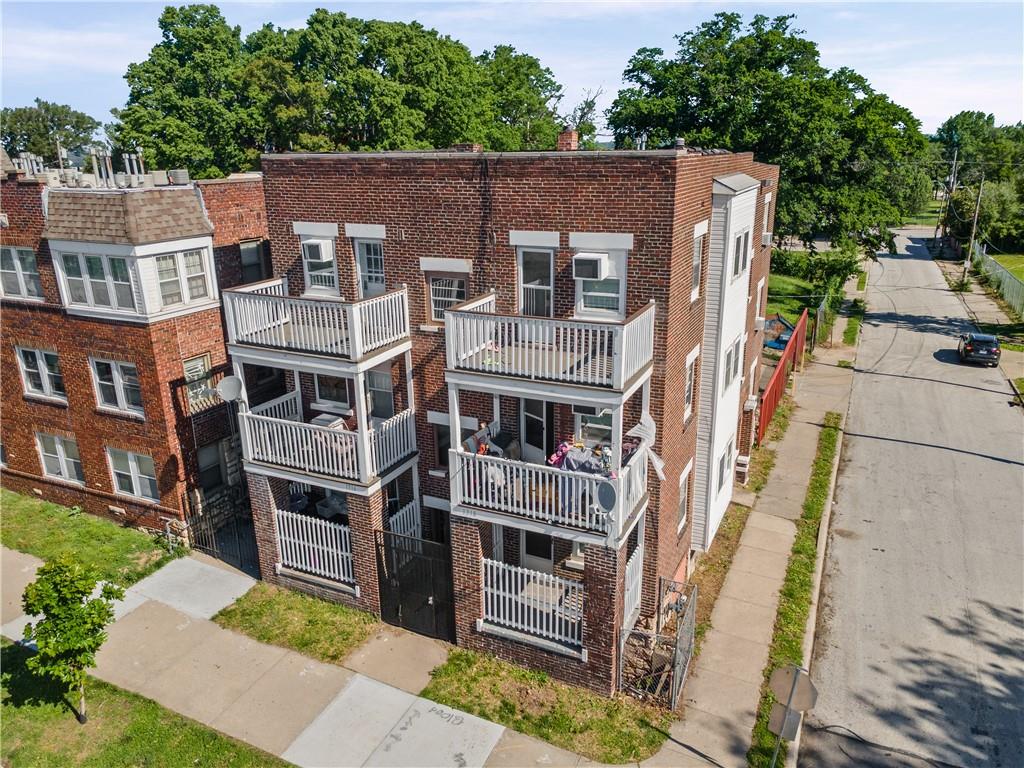 1316 Admiral Blvd, Kansas City, MO 64106
