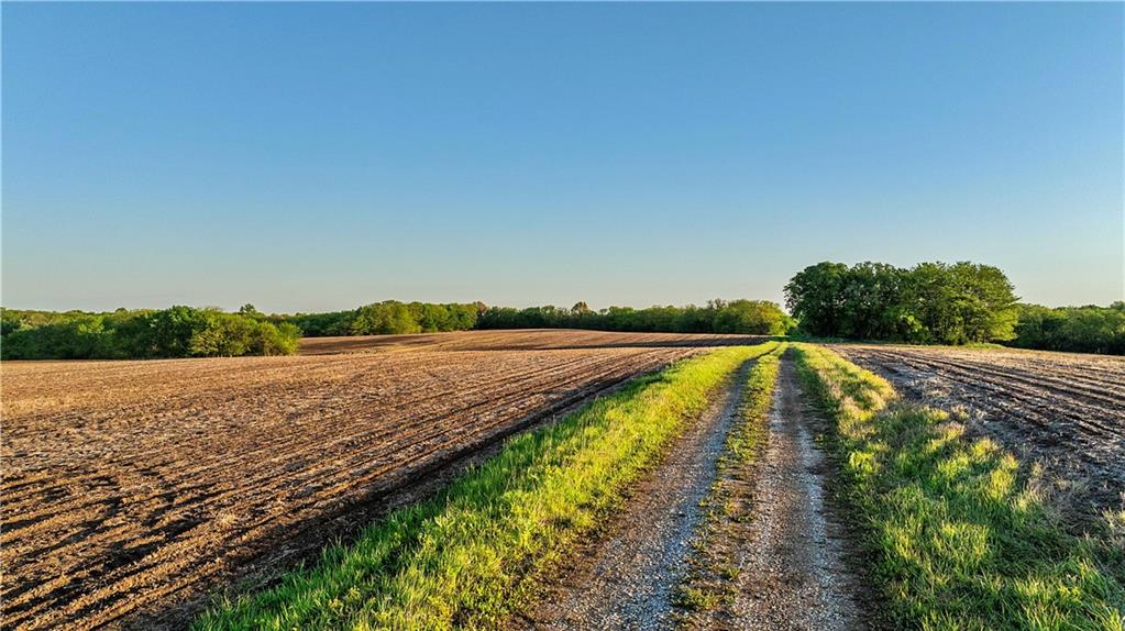 000 State Highway Dd Hw, Pattonsburg, MO 64670
