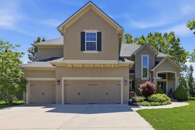 1413 NE Kenwood Cir, Lee's Summit, MO 64064