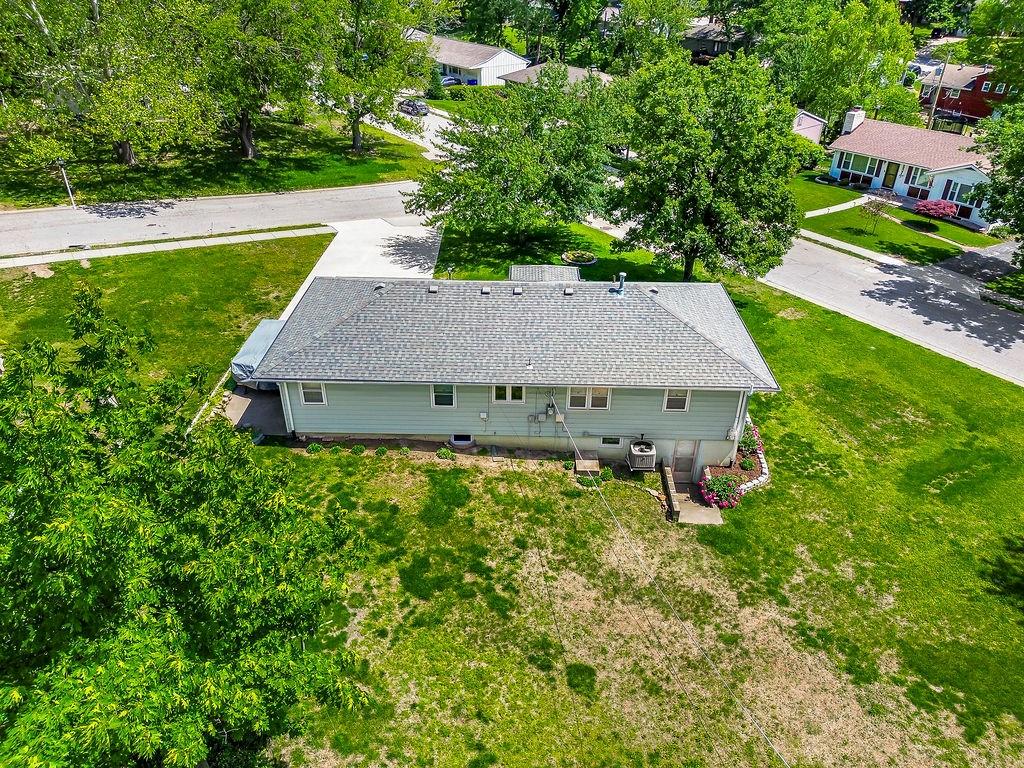 6930 Benson St, Merriam, KS 66204