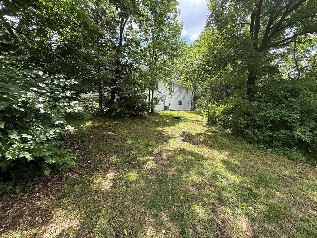 13761 Lookout Dr, Kansas City, MO 64139