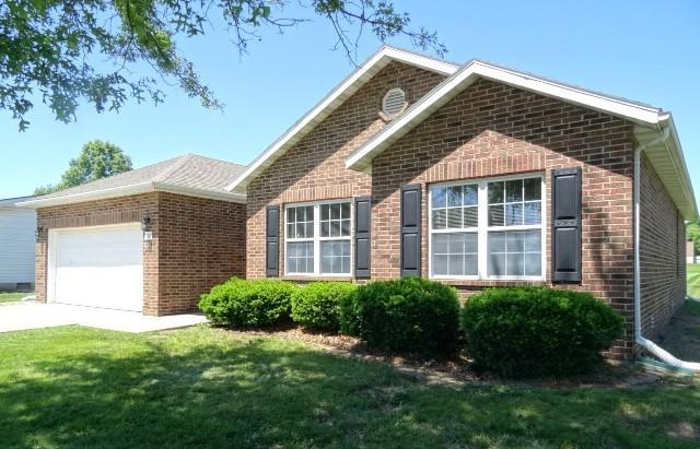 602 Meadow Ln, Butler, MO 64730