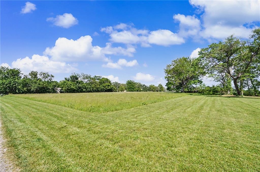 1769 N 300 Rd, Baldwin City, KS 66006