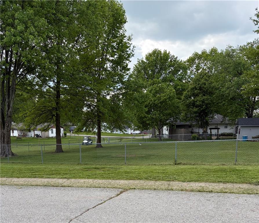 1101 N Doniphan St, Lawson, MO 64062