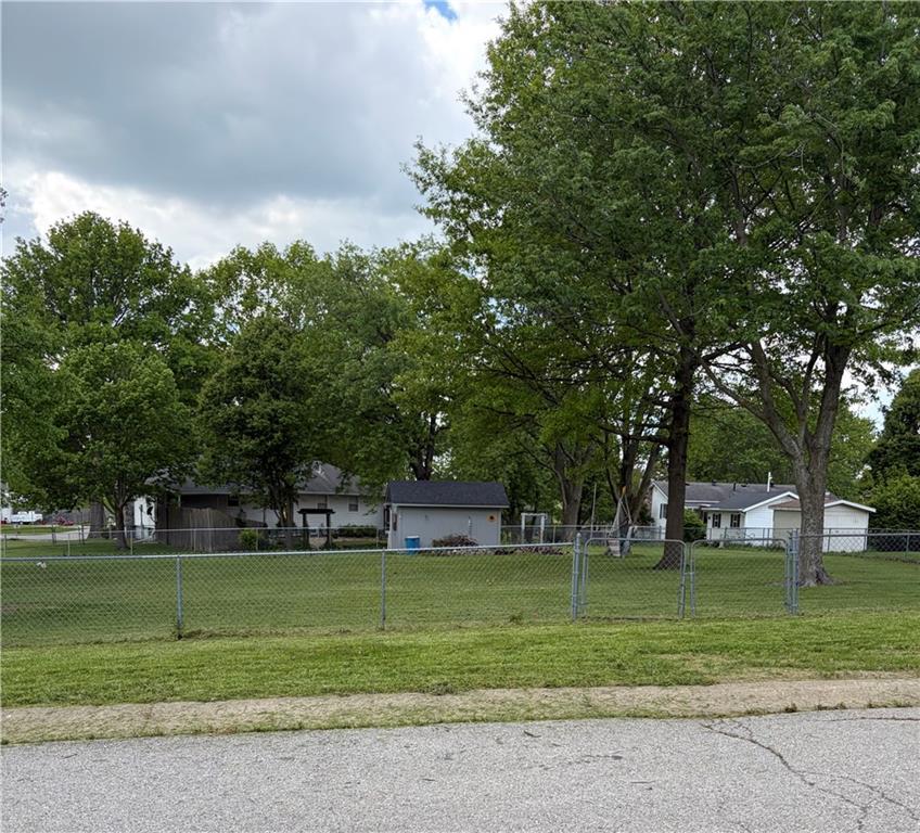 1103 N Doniphan St, Lawson, MO 64062