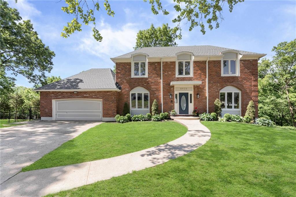 8426 Woodson Pl, Raytown, MO 64138