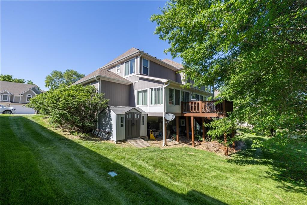 4904 Aegean Ter, St Joseph, MO 64506