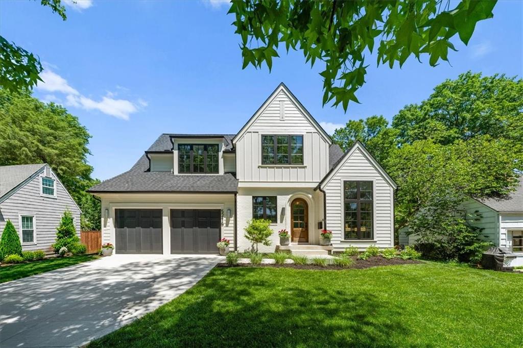 5216 W 73rd St, Prairie Village, KS 66208