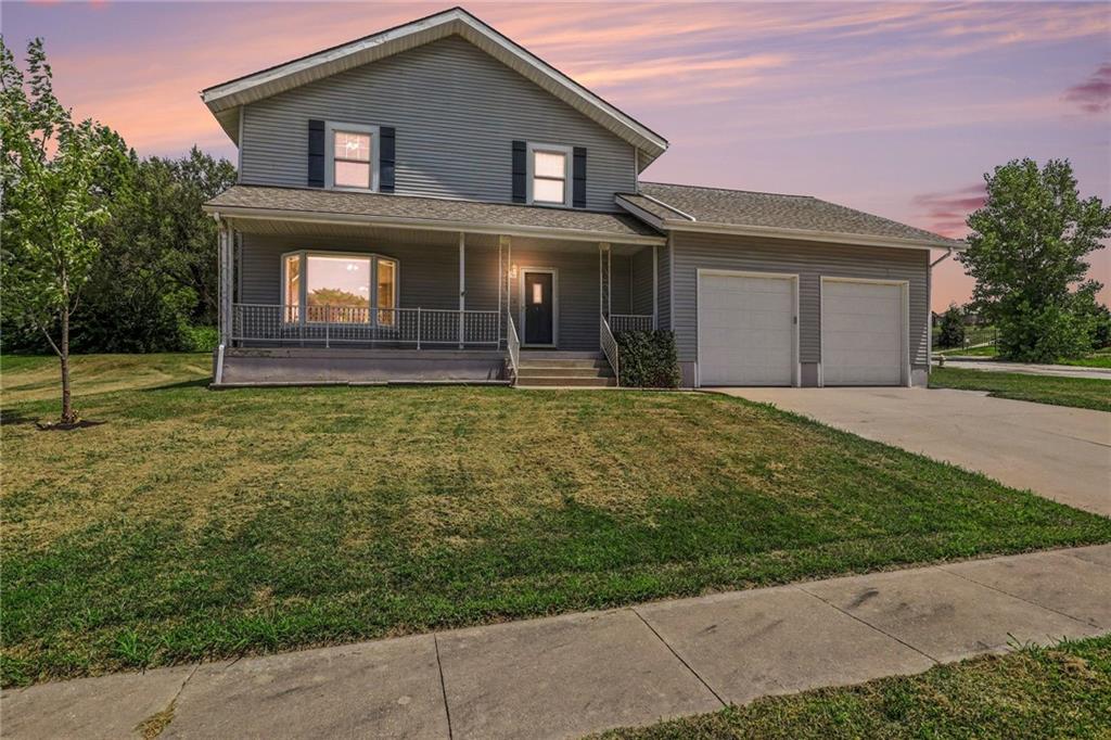 14921 Pine View Dr, Grandview, MO 64030