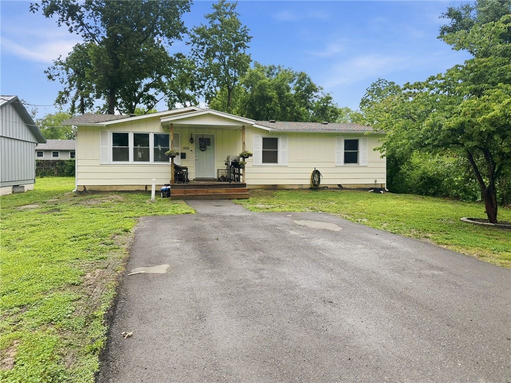 1525 Jackson St, Chillicothe, MO 64601