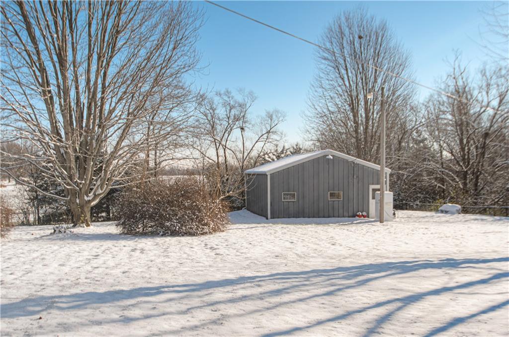 14655 Gale Rd, Smithville, MO 64089
