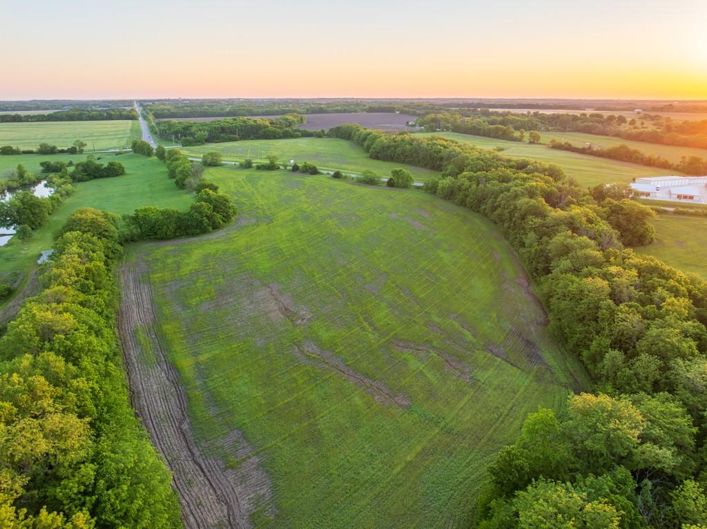 15800 S State Route 7 Hw, Pleasant Hill, MO 64080