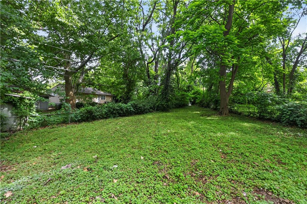 7807 Ruskin Way, Kansas City, MO 64134