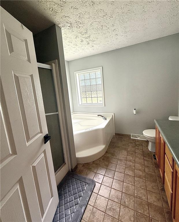 5125 Swartz Rd, Kansas City, KS 66106