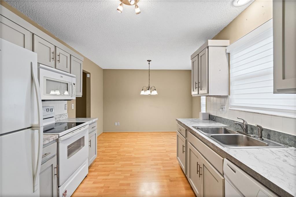 5707 N Oregon Ave, Kansas City, MO 64151