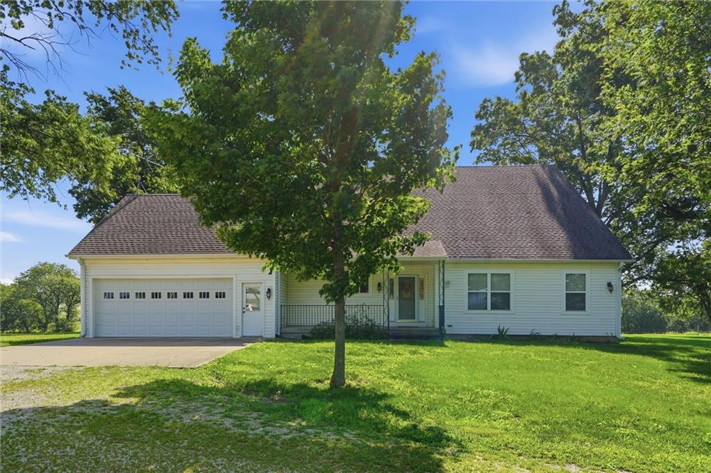 20958 Stranger Rd, Leavenworth, KS 66048