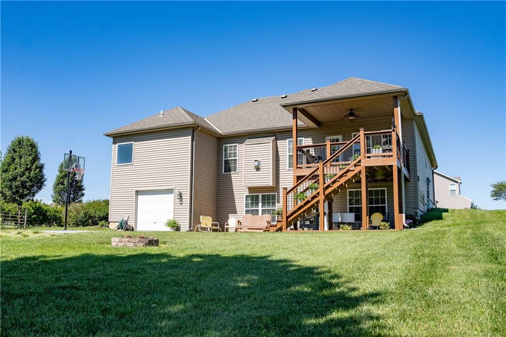 19327 Tomahawk Ln, St Joseph, MO 64505