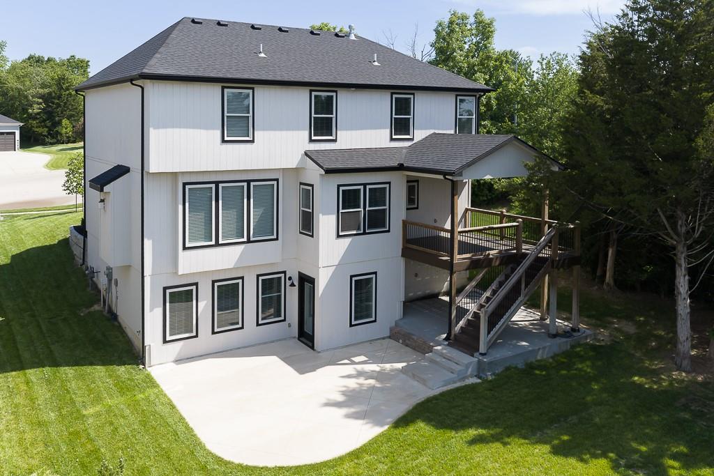 15511 Spruce St, Basehor, KS 66007