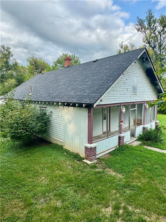 206 W 3rd St, Creighton, MO 64739