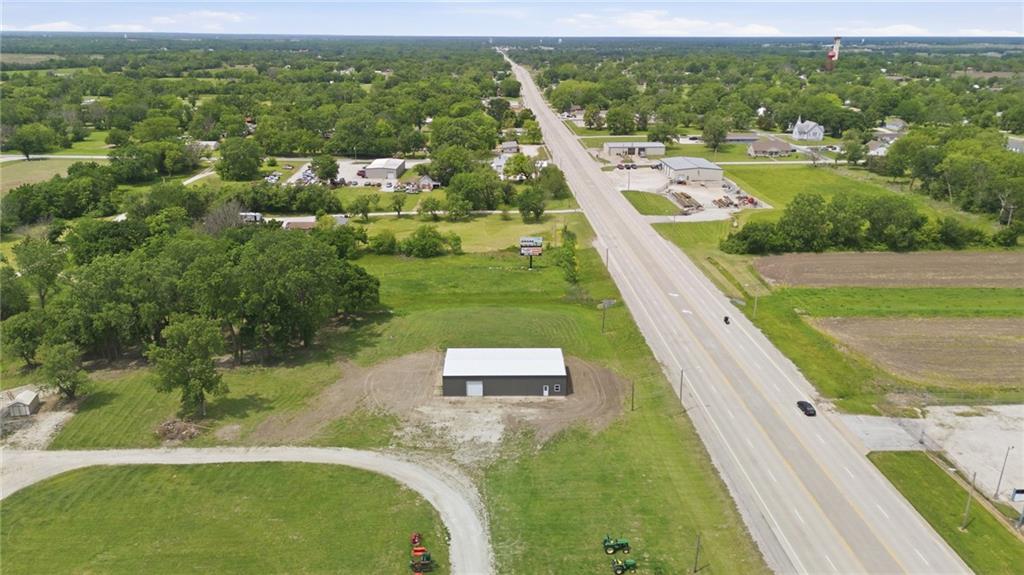 311 E 1st St, Iola, KS 66749