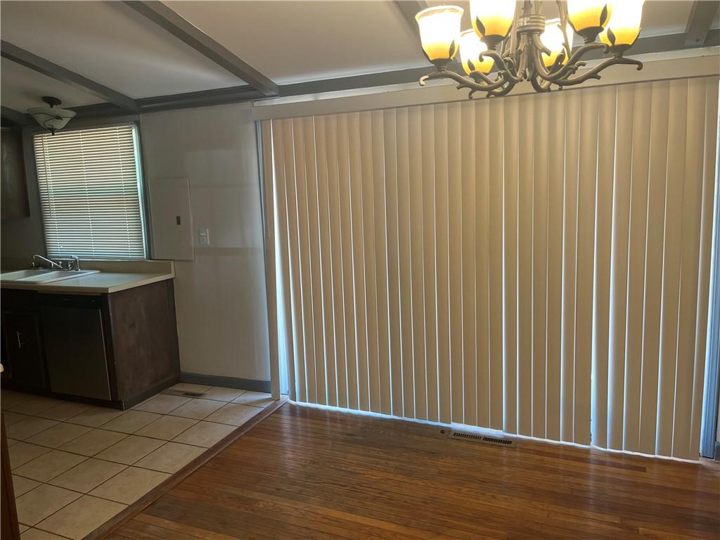 5703 N Euclid Ave, Kansas City, MO 64118