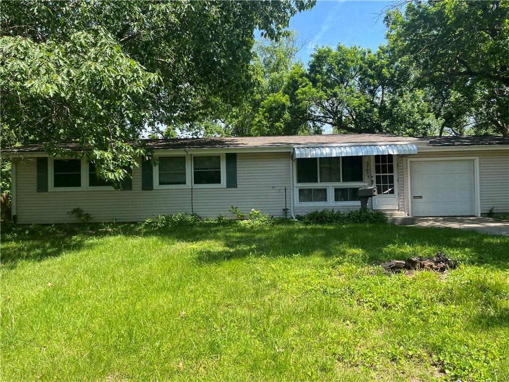 5703 N Euclid Ave, Kansas City, MO 64118