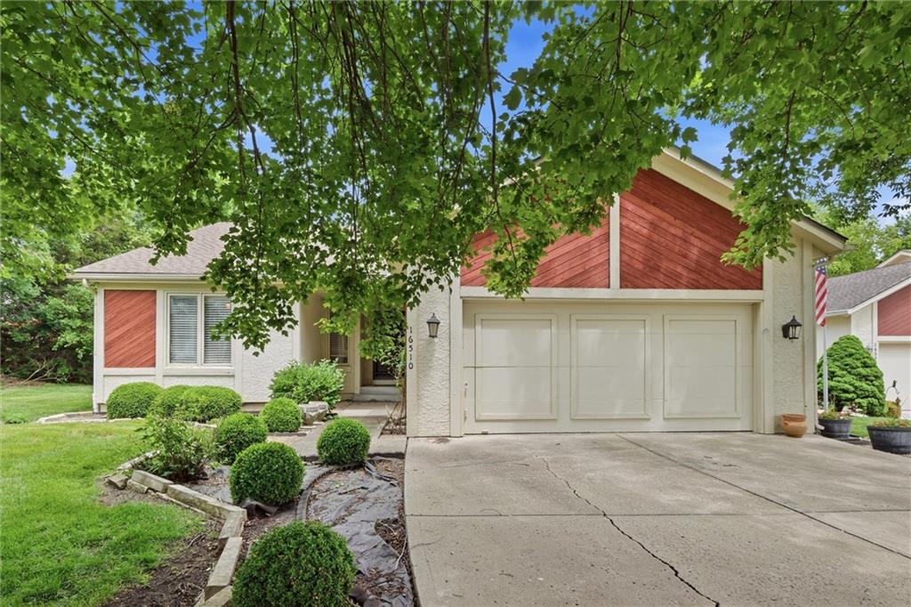 16510 W 133rd St, Olathe, KS 66062