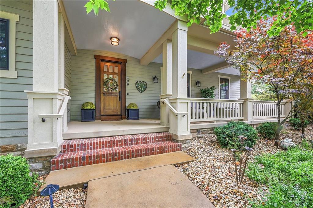 406 Homestead Dr, Lawrence, KS 66049