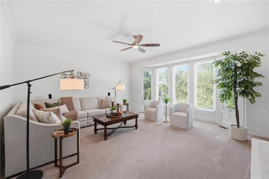13710 Cody St, Overland Park, KS 66221