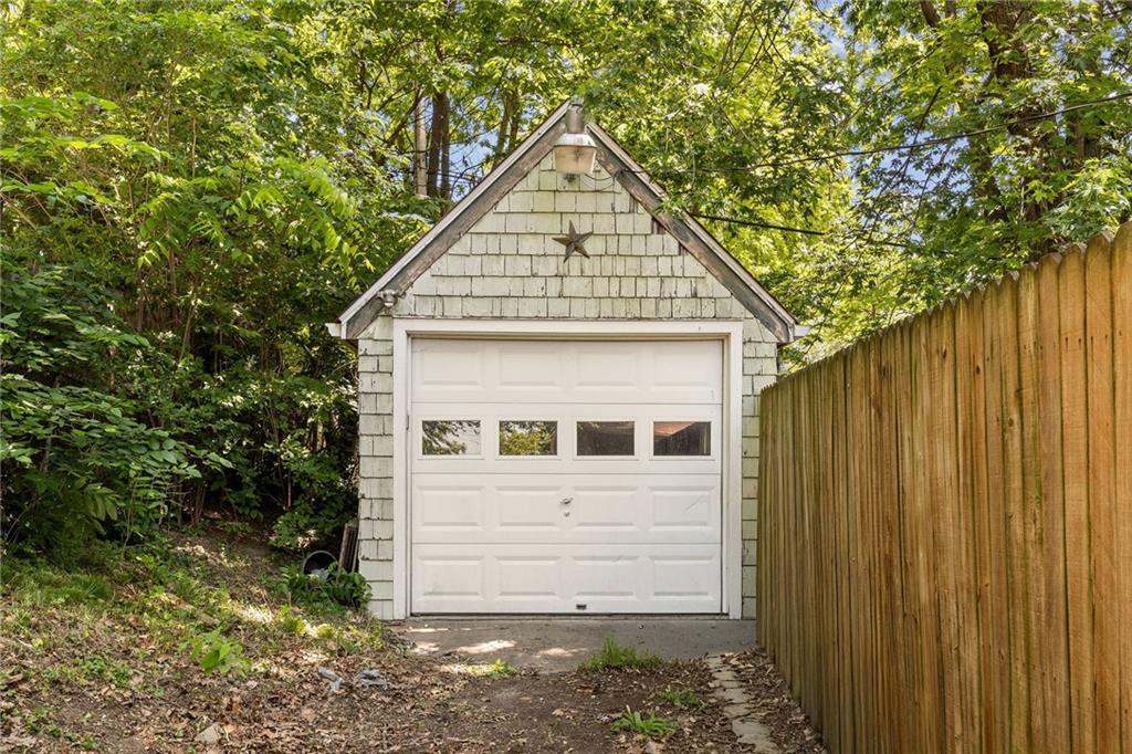 947 S Washington St, Independence, MO 64050