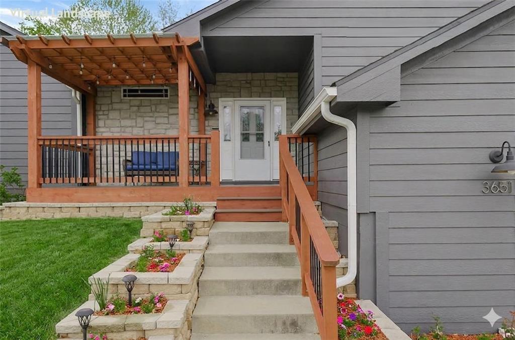 3651 Tonganoxie Rd, Leavenworth, KS 66048