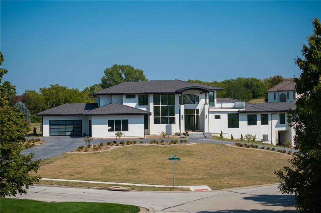 3331 S Saddle Ridge Ct, Independence, MO 64057