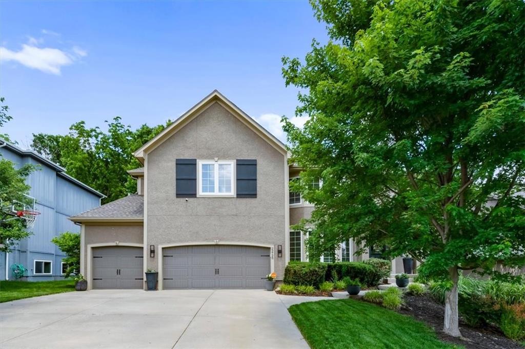 22726 W 44th St, Shawnee, KS 66226