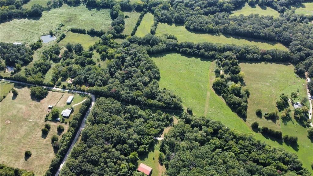 425 SE 611th Tract A Rd, Clinton, MO 64735
