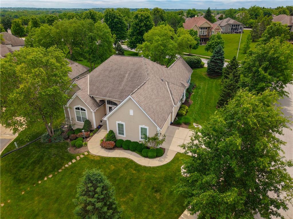 14361 Manor Ct, Leawood, KS 66224