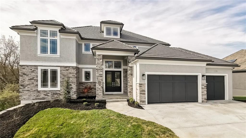 7931 Millridge St, Shawnee, KS 66220