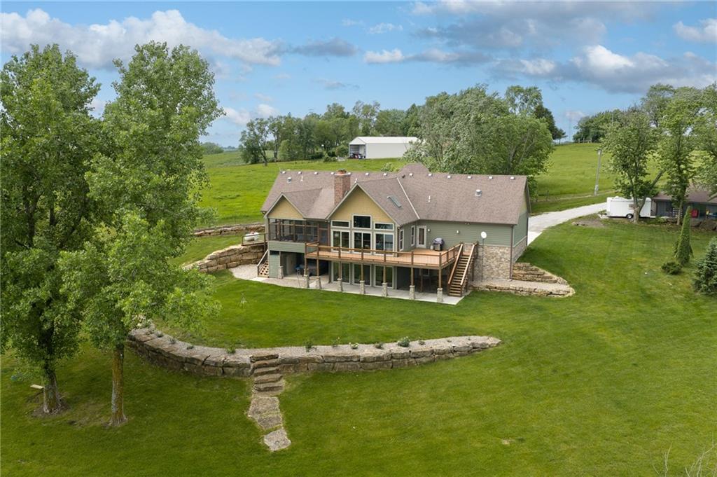 27362 187th St, Leavenworth, KS 66048