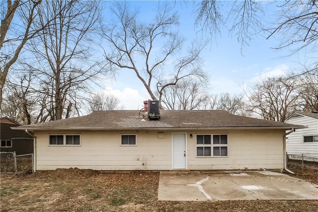 7111 E 111th Ter, Kansas City, MO 64134