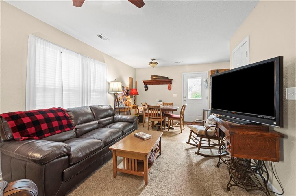727 S Sycamore St S, Ottawa, KS 66067