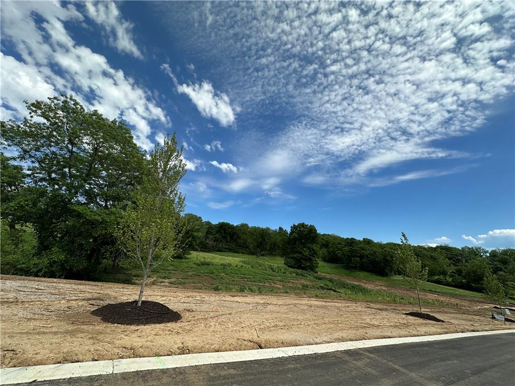Lot 18 Copper Hill Dr, Parkville, MO 64152