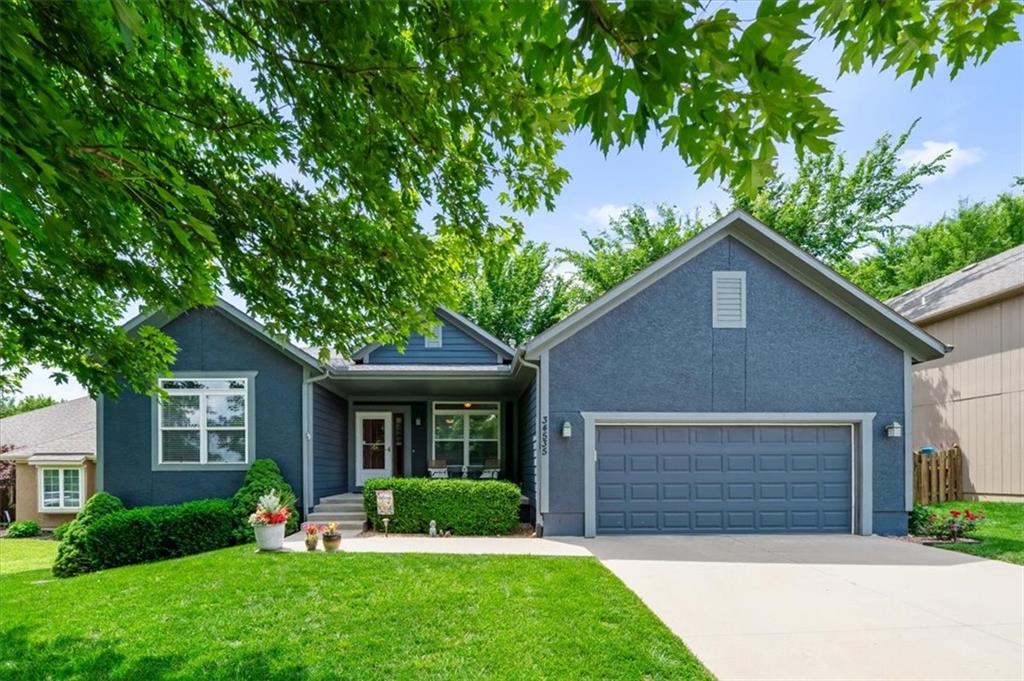 34535 W 84th St, De Soto, KS 66018