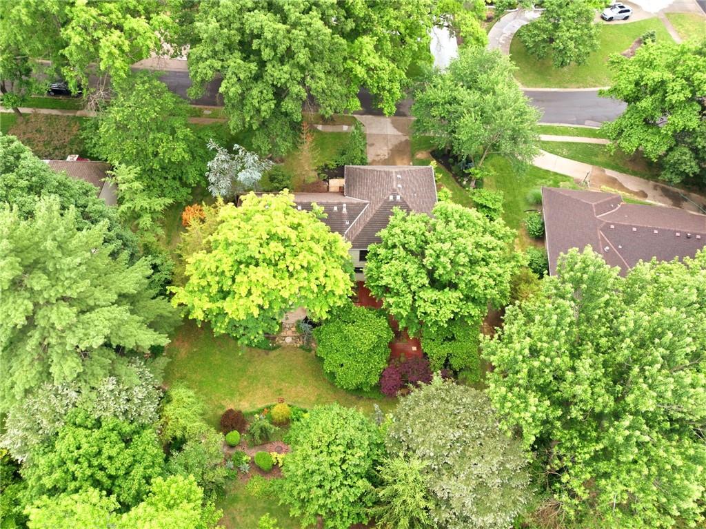 4506 W 93rd Ter, Prairie Village, KS 66207