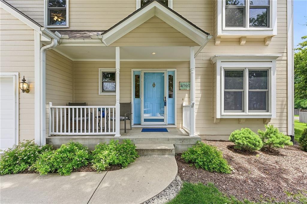 6702 W 156th Ter, Overland Park, KS 66223