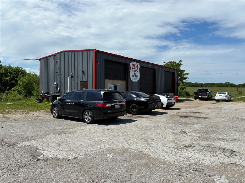 2704 N State Route 291 Hw, Harrisonville, MO 64701